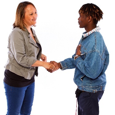 2 people shaking lands.